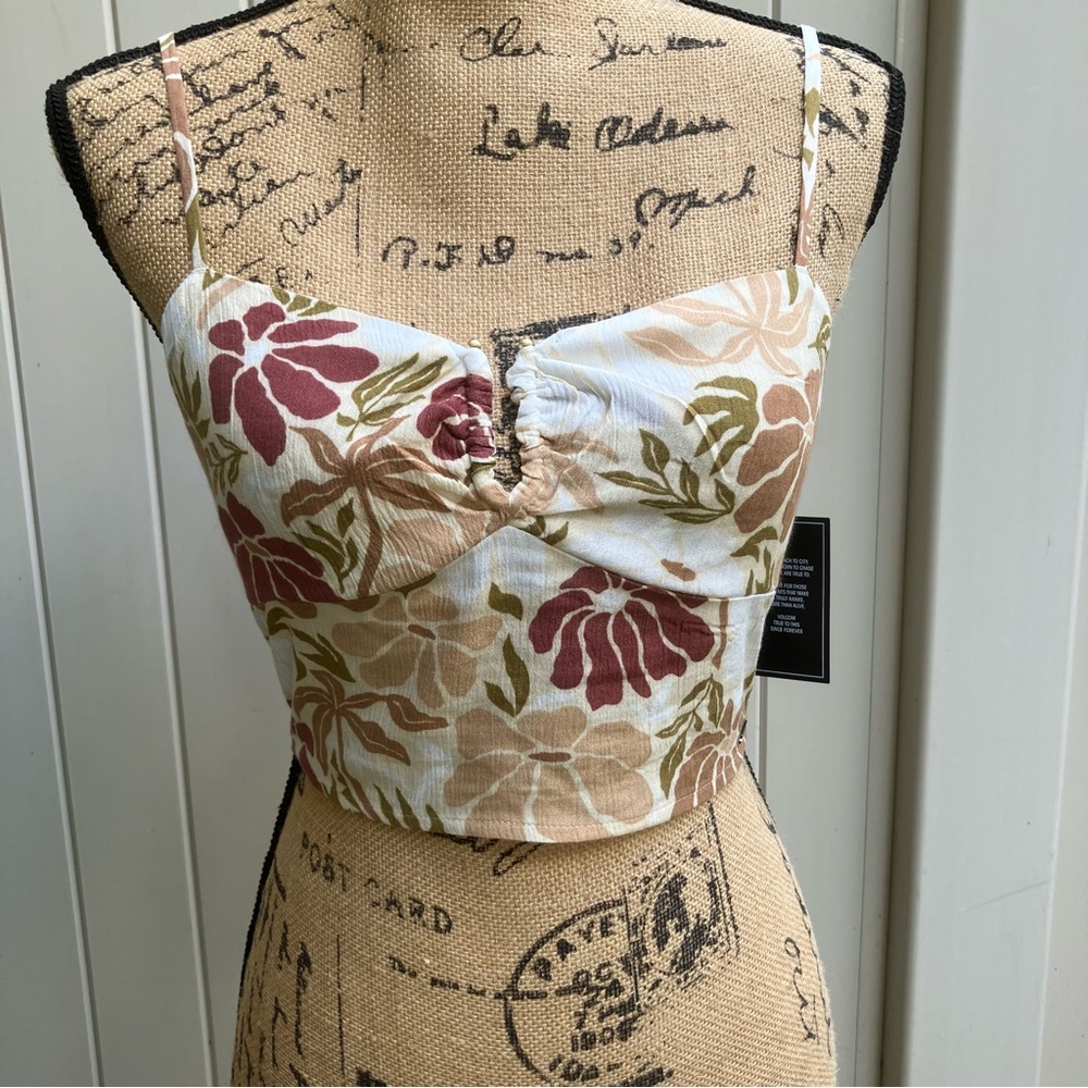 Volcom cropped strappy halter top sz xs red, beige NWT smocked floral festival